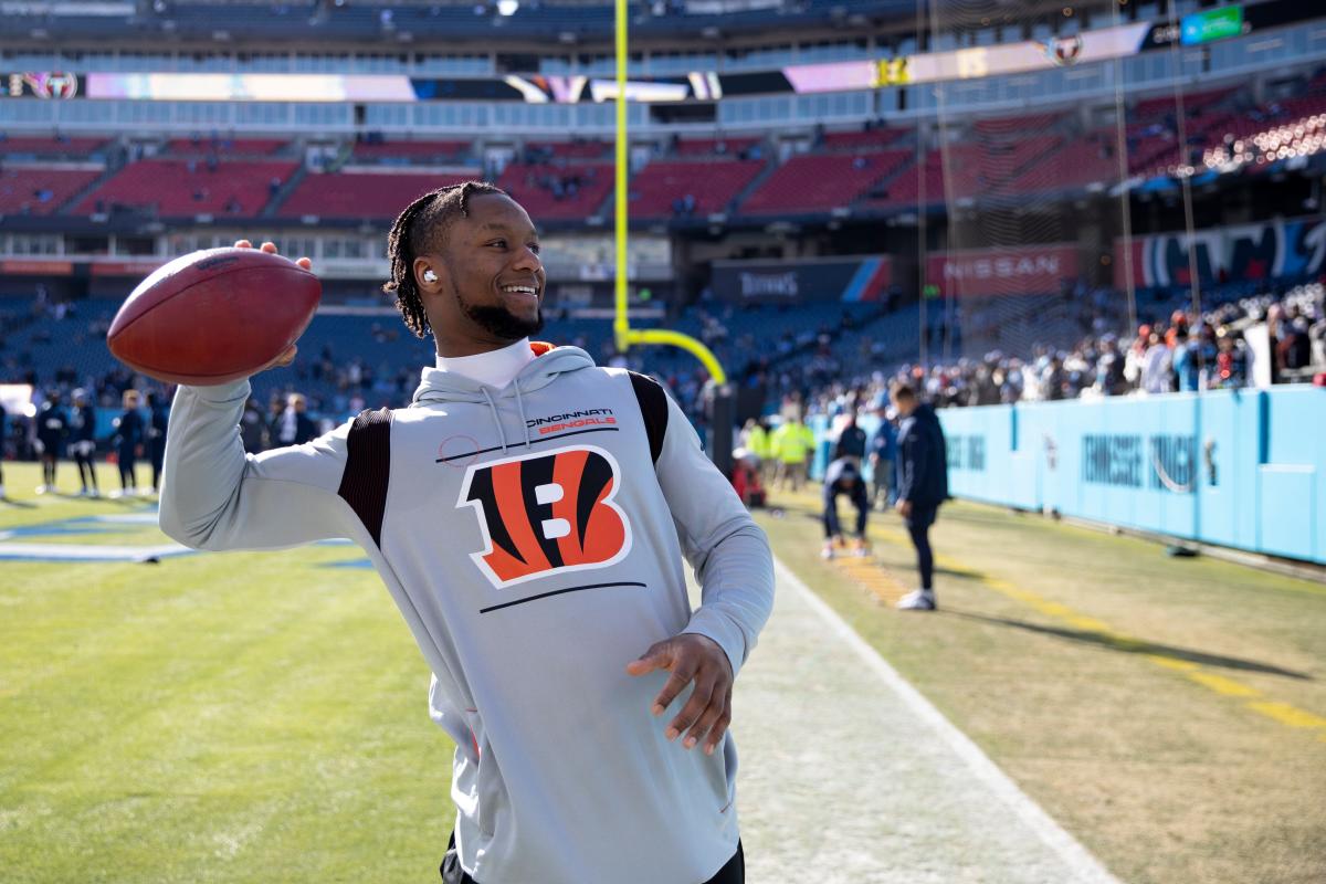 Cincinnati Bengals Ja'Marr Chase, Trey Hendrickson and Joe Mixon Named To  2022 AFC Pro Bowl Team