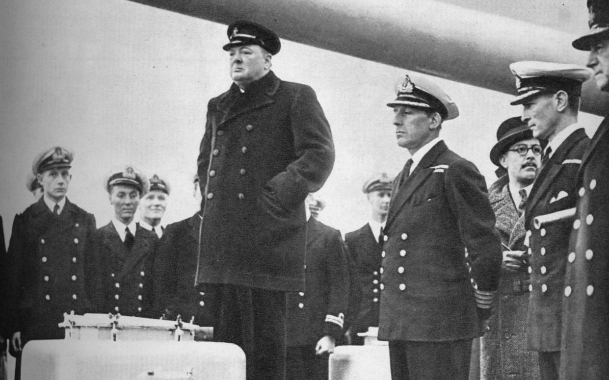 Winston Churchill addressing the crew of HMS. Exeter in 1940 - Hulton Archive