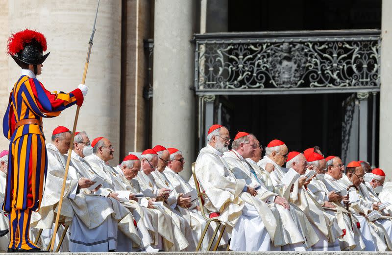 Pope Francis leads Holy Mass in St. Peter's Square and canonises ten new saints