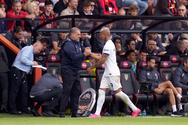 Manager Ange Postecoglou with Richarlison after he was substituted