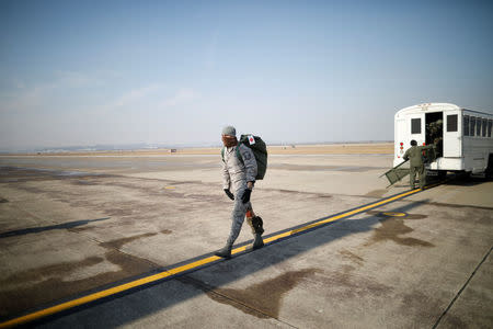 A U.S. soldier takes part in a joint aerial drill exercise called 'Vigilant Ace' between U.S. and South Korea, at the Osan Air Base in Pyeongtaek, South Korea, December 6, 2017. REUTERS/Kim Hong-Ji