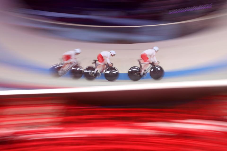 Women's cycling track competition.