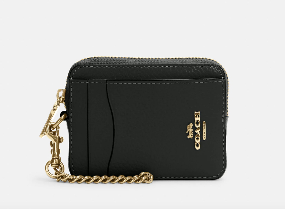 Coach Outlet Zip Card Case in black (Photo via Coach Outlet)