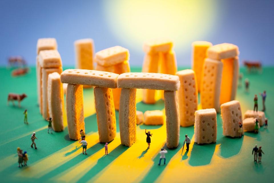 ‘Shorthenge’ shows worshipers at a stone circle made from shortbread (David Gilliver/SWNS)