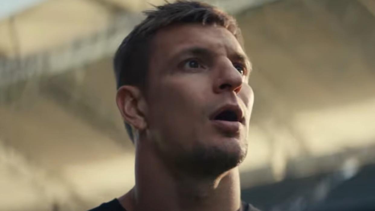  Rob Gronkowski in the Super Bowl Kick of Destiny Fan Duel Ad 