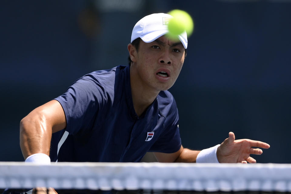 Brandon Nakashima competes against Daniel Evans, of England, during a match in the Citi Open tennis tournament, Wednesday, Aug. 4, 2021, in Washington. (AP Photo/Nick Wass)