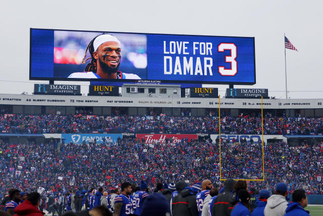 Bills safety Damar Hamlin released from Cincinnati hospital, returns to  Buffalo for further treatment - ABC News