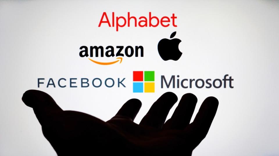 Alphabet, Amazon, Apple, Meta, Microsoft, Nvidia and Tesla make up the Magnificent 7. Shutterstock / Ascannio