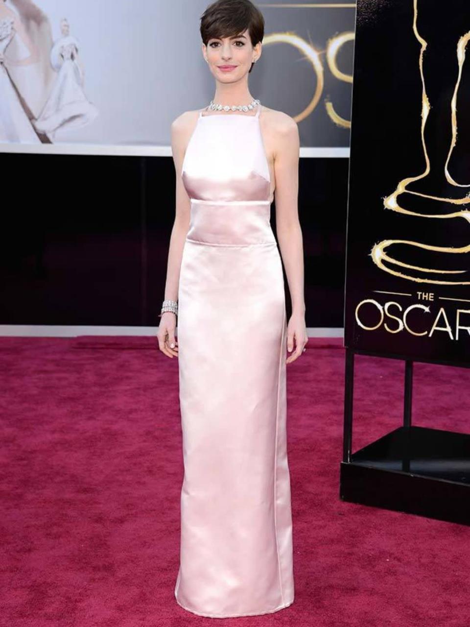 <p>Anne Hathaway wears Prada at the Oscars, February 2013.</p>
