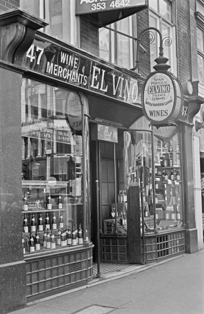 El Vino Wine Bar Exterior, London - 1973
