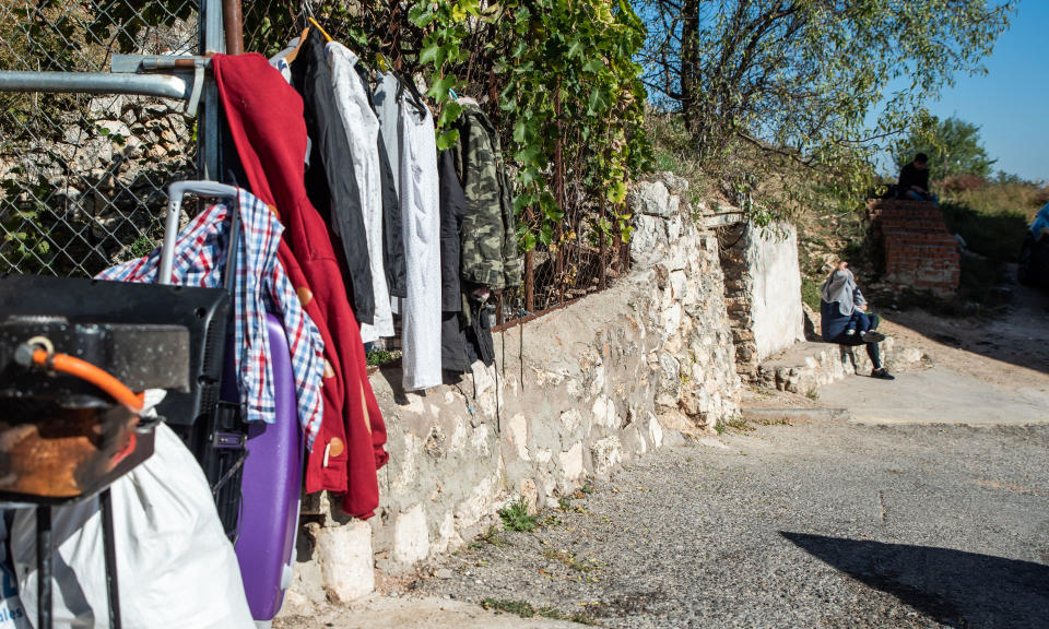 <p>Las casas okupadas pertenecen a dos promociones de viviendas propiedad de Caixabank situadas a las afueras del municipio. Los vecinos denuncian que se han convertido en un foco de delincuencia. (Foto: Rafael Martin / Europa Press / Getty Images).</p> 