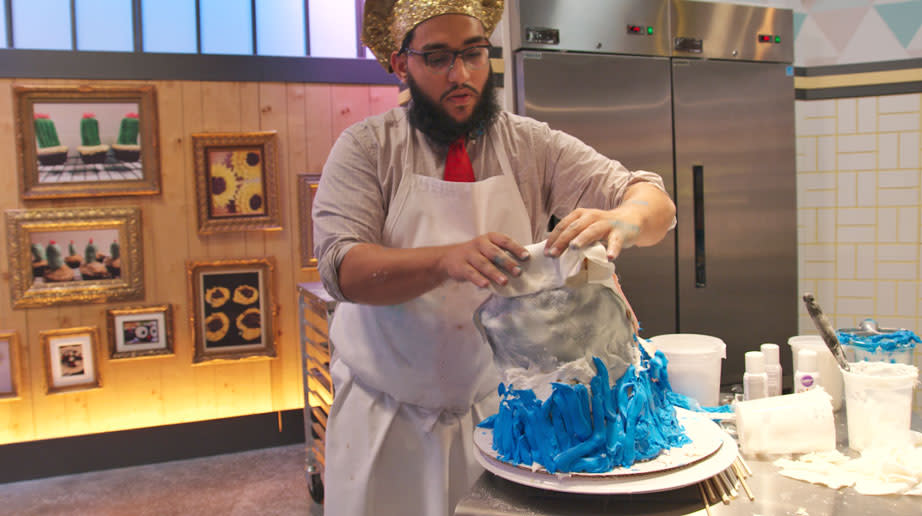 Netflix's cooking competition show Nailed It! is looking for bakers for its