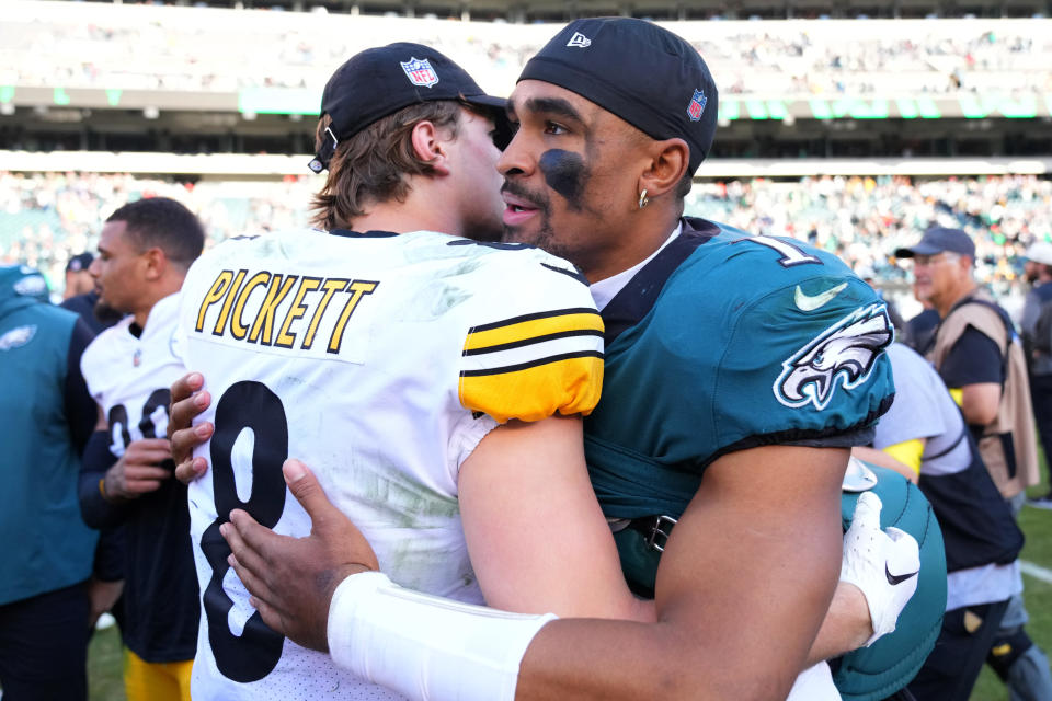 PHILADELPHIA, PENNSYLVANIA – OCTOBER 30: Kenny Pickett #8 of the Pittsburgh Steelers and Jalen Hurts #1 of the Philadelphia Eagles meet at mid-field after the game at Lincoln Financial Field on October 30, 2022 in Philadelphia, Pennsylvania. (Photo by Mitchell Leff/Getty Images)