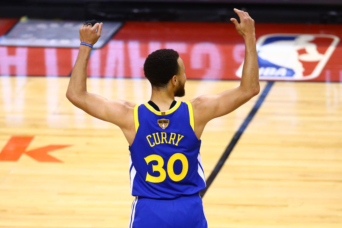 At NBA Finals Game 2, Drake finds a new target for his Warriors