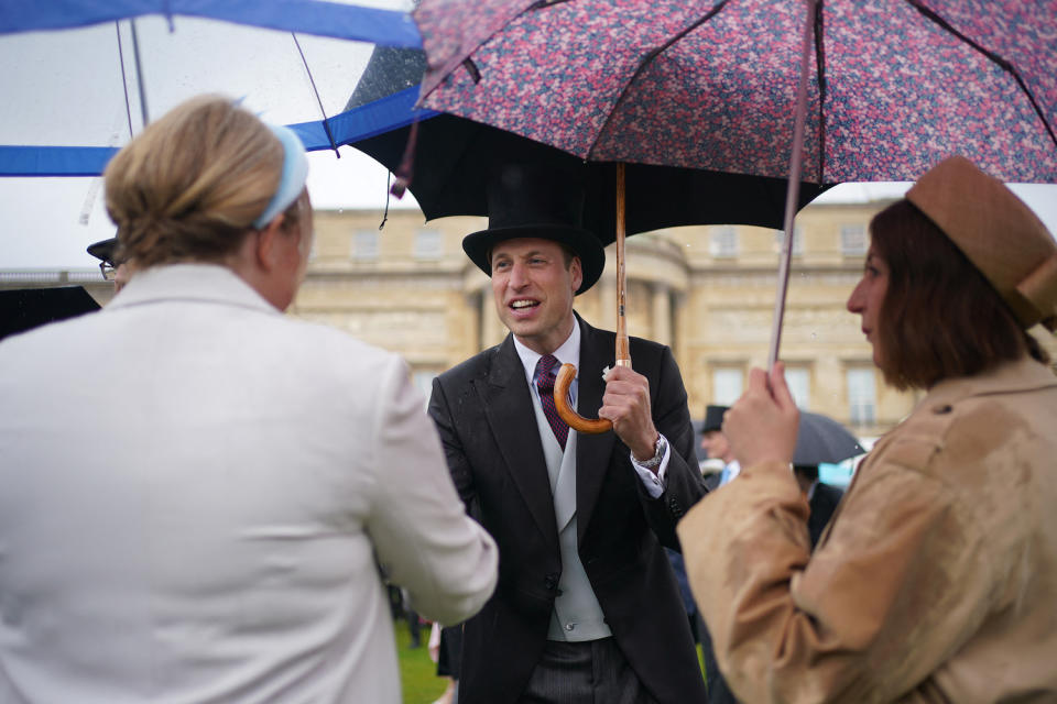 Le prince William sans Kate Middleton à la garden-party