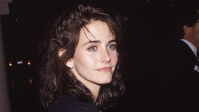 young courteney cox