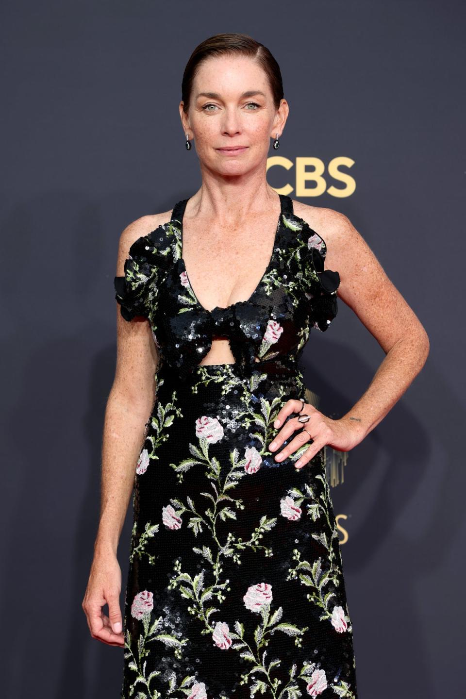 Julianne Nicholson at the 2021 Emmy Awards (Getty Images)