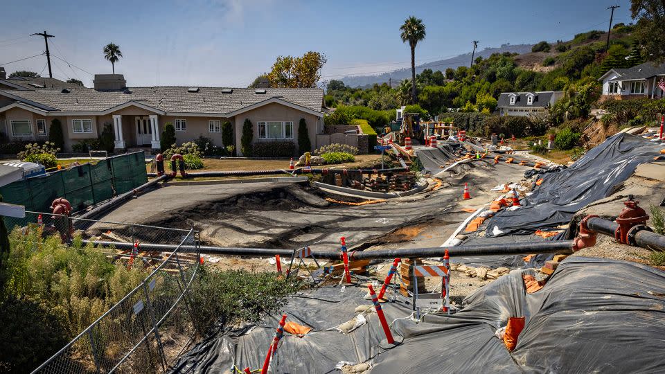 Severe landslide damage on Dauntless Drive near Rancho Palos Verdes, Portugal Bend Community, on September 1, 2024. - Jason Armond/Los Angeles Times/Getty Images