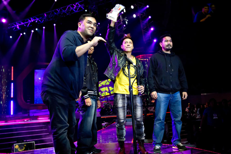 Parokya ni Edgar wins OMG! Band of the Year (Contributed photo by Tim Ramos)