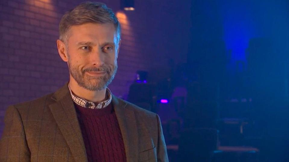 alan turkington as declan in hollyoaks