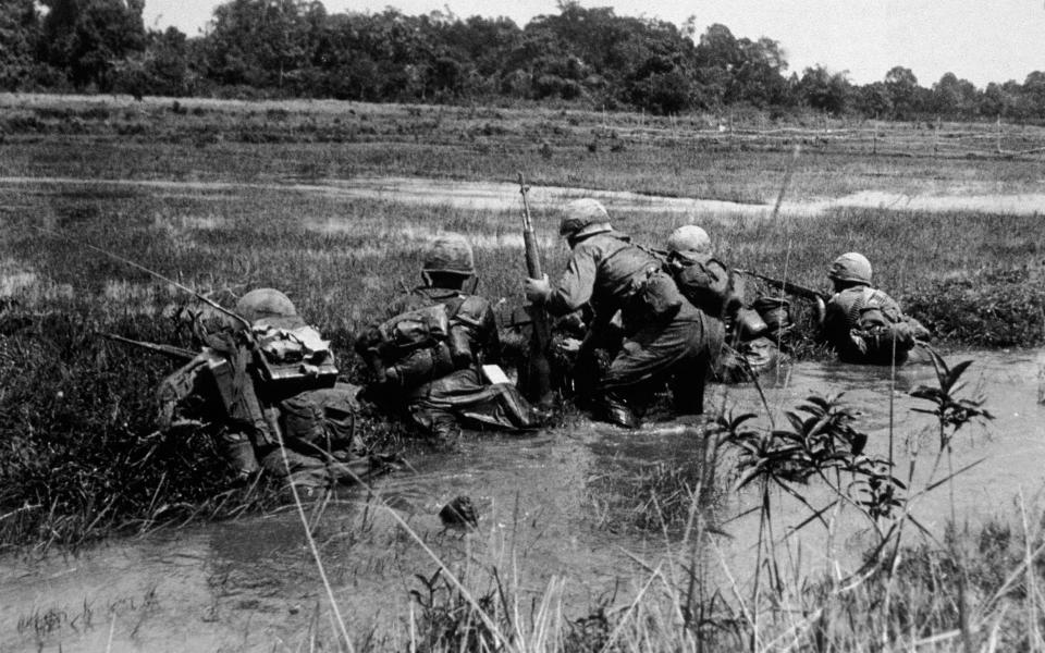 A US Combat Unit in Vietnam - Hulton Archive