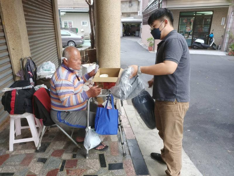 冷！氣溫溜滑梯　高市啟動街友低溫關懷