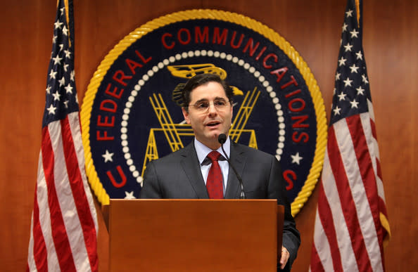 FCC Chairman Julius Genachowski Resigns