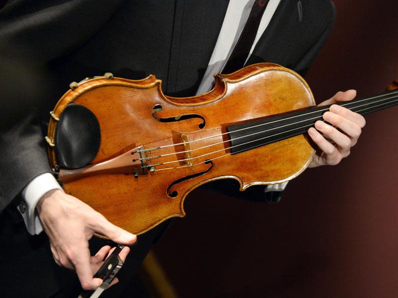 Stradivarius “MacDonald” sacado a subasta en 2014 por Sotheby’s al precio de 45 millones de dólares (Foto: AFP)