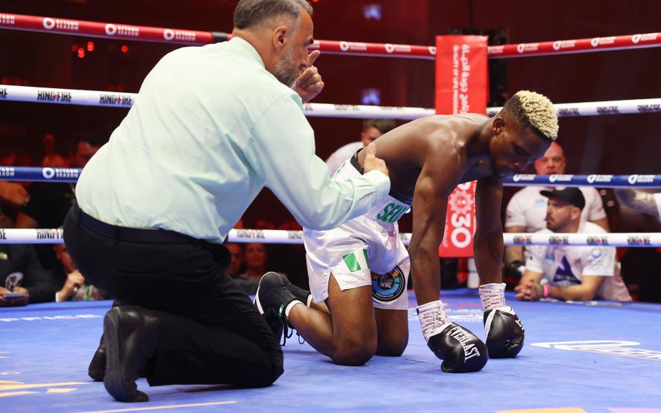 There was no comeback for Joshua Oluwaseun Wahab after a torrid opening two minutes of his bout against Chamberlain