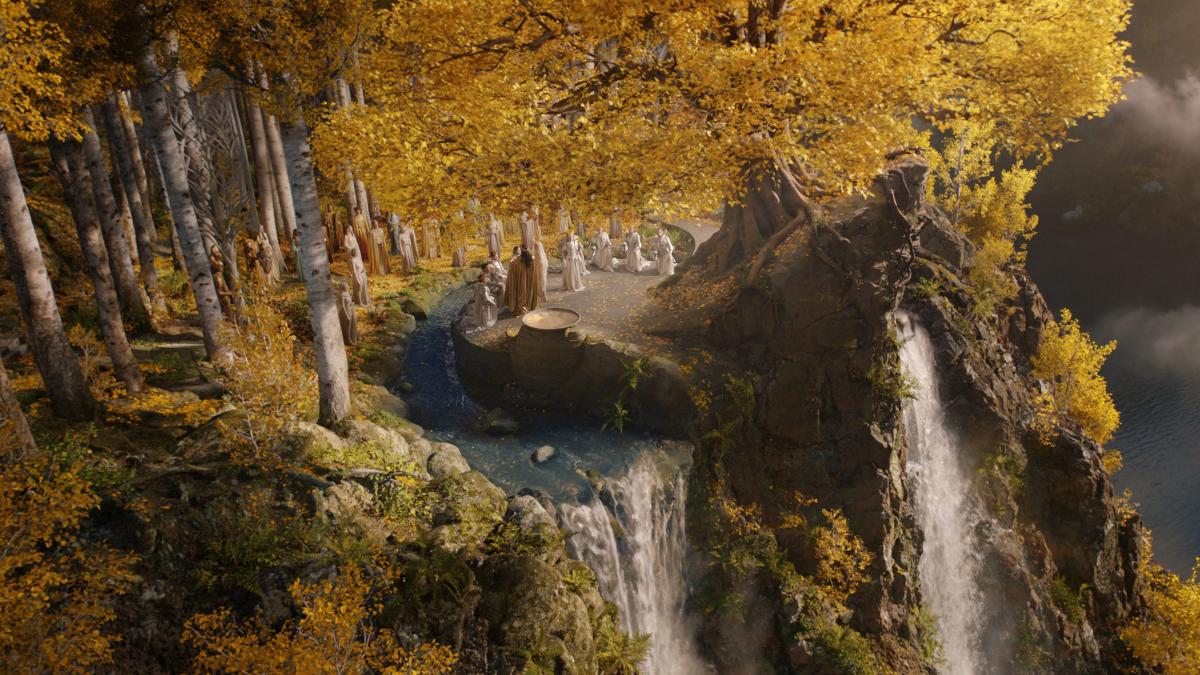 Lord Of The Rings' Comic-Con Trailer: The Tolkien Legend Begins Again With  'The Rings Of Power