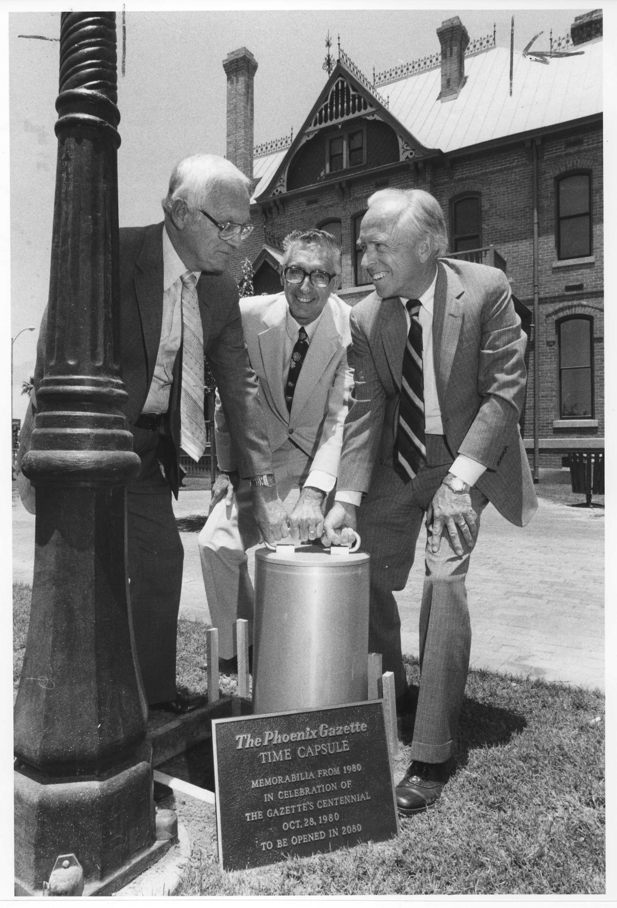 John Drigg (right), with Lynne Holt (left) and Alan Moyer in June 1981.