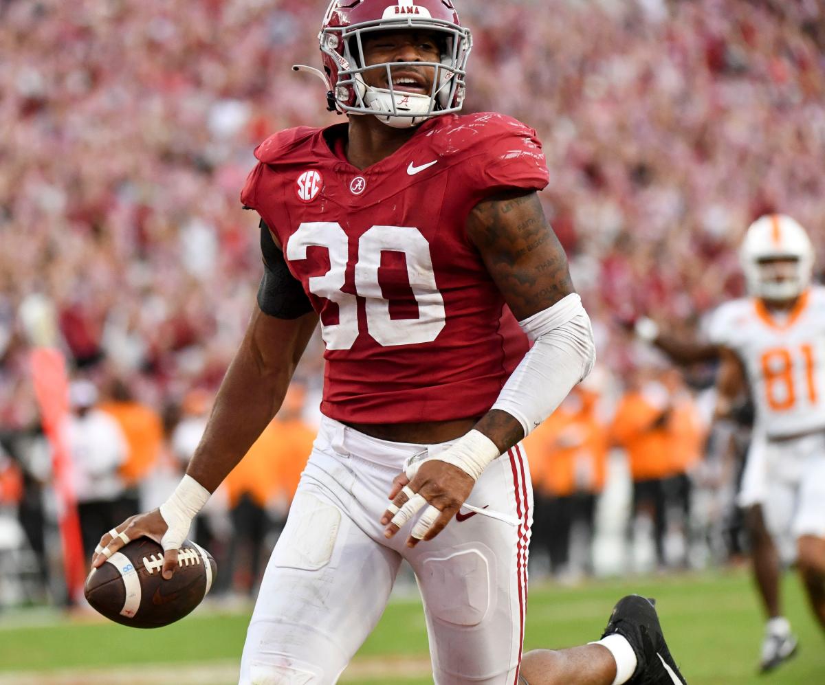 College football rankings Where Alabama football is ranked in top 25