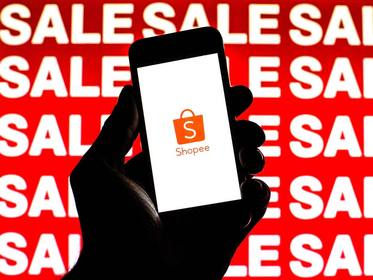 Shopee logo