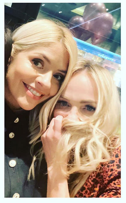 holly-willoughby-emma-bunton-bday