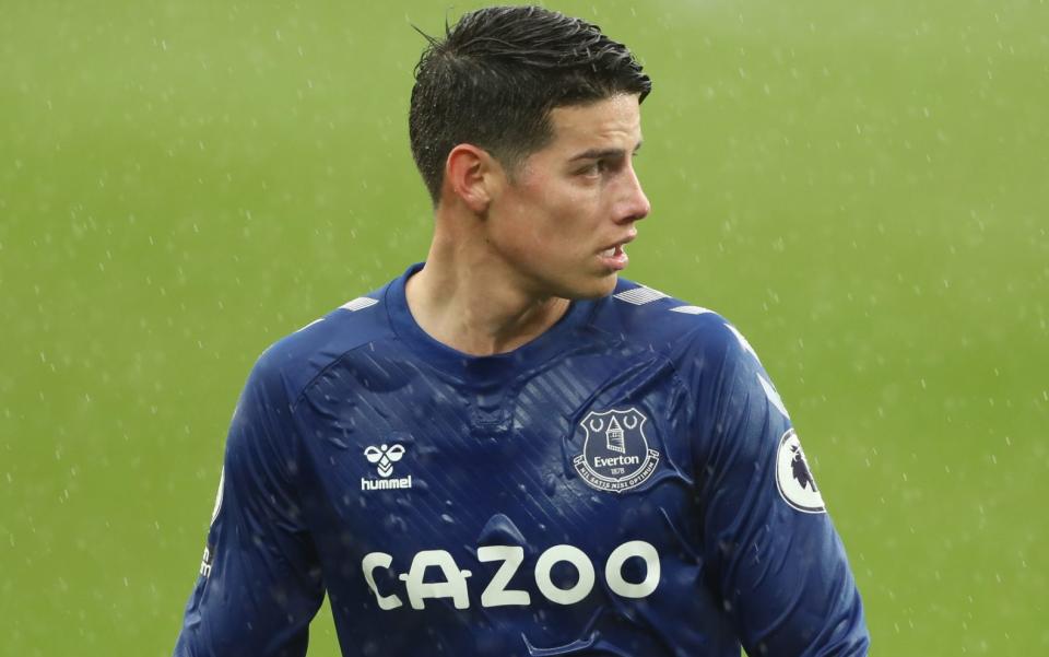 Rodriguez playing for Everton