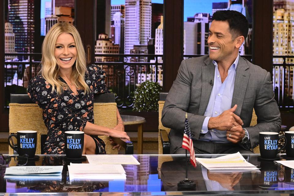 Kelly Ripa and Mark Consuelos