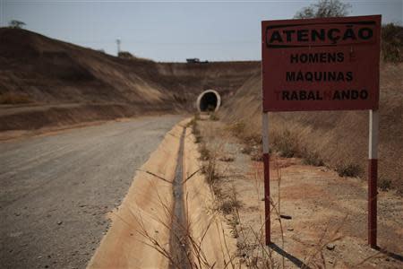 A stretch of Brazil's uncompleted North-South Railroad is pictured in Anapolis City September 26, 2013. REUTERS/Ueslei Marcelino