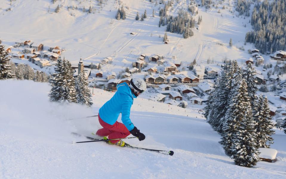 Resorts like Oberlech eliminate trudging to the ski lift in the morning - Ski Arlberg Pool West by Josef Mallaun