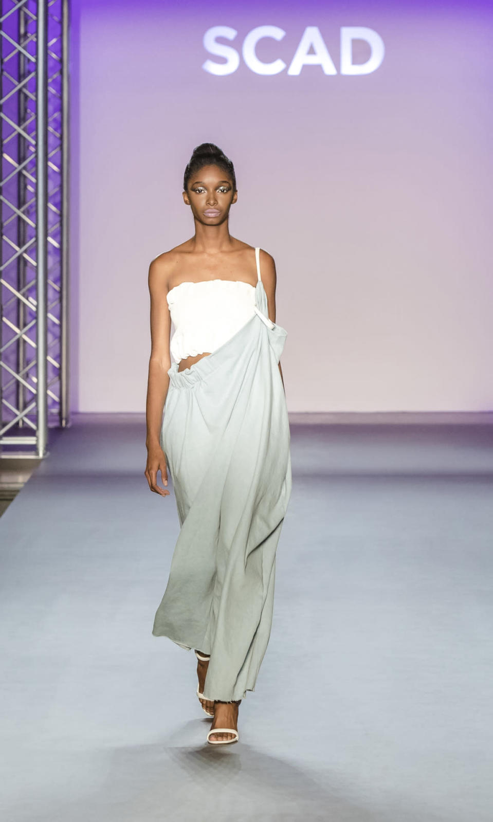 SCAD graduate Andrea Villanueva showed deceptively simple separates in lovely fabrics — we couldn’t stop thinking about this one-shoulder jumpsuit.