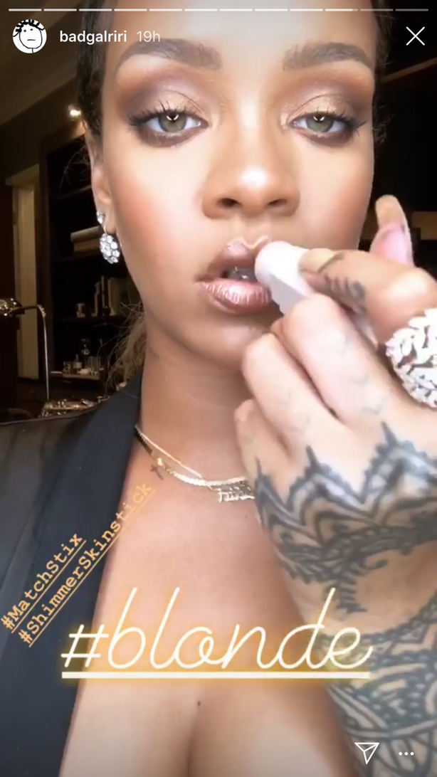 <h1 class="title">Rihanna Wears Fenty Beauty Match Stix Highlighter as Lipstick</h1> <cite class="credit">Instagram: Rihanna</cite>