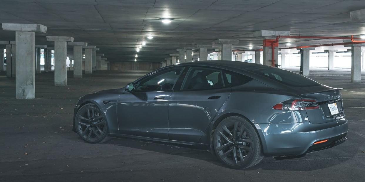 2021 tesla model s plaid