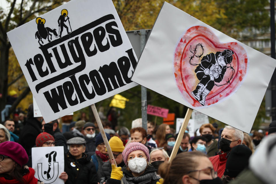 Mehr als tausend Menschen demonstrierten in Warschau gegen die harte Grenzpolitik der polnischen Regierung