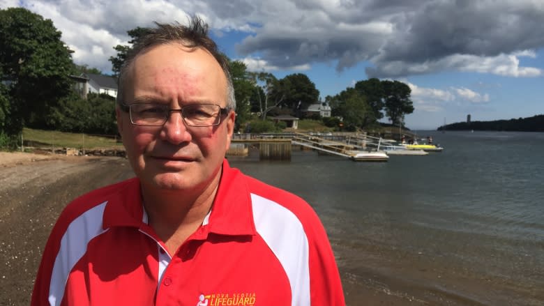 Rule banning swim masks at pool too restrictive, says Halifax dad