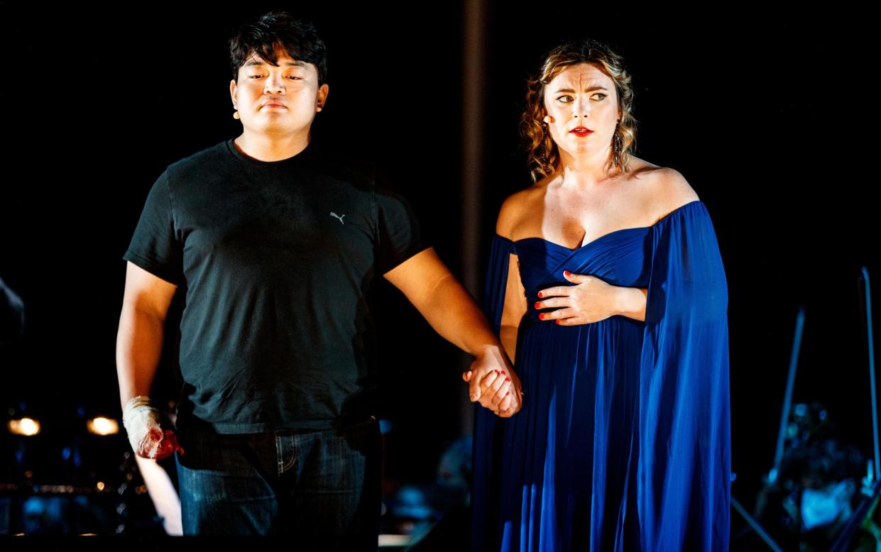 David Junghoon Kim (Cavaradossi) and Natalya Romaniw (Tosca) - Lloyd Winters