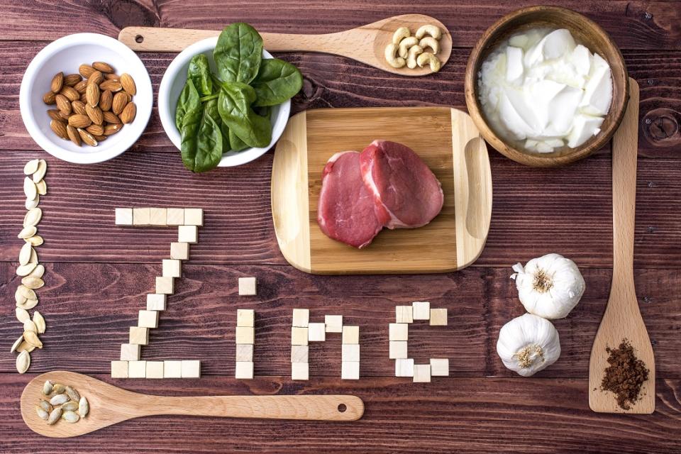 Foods containing most Zinc - meat, spinach, yogurt, almonds, cocoa powder, cashew, pumpkin seeds, garlic