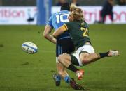 Rugby Union - Rugby Test - Italy v South Africa - Artemio Franchi stadium, Florence, Italy - 19/11/16. Italy's Carlo Canna in action against South Africa's Faf de Klerk. REUTERS/Alessandro Bianchi