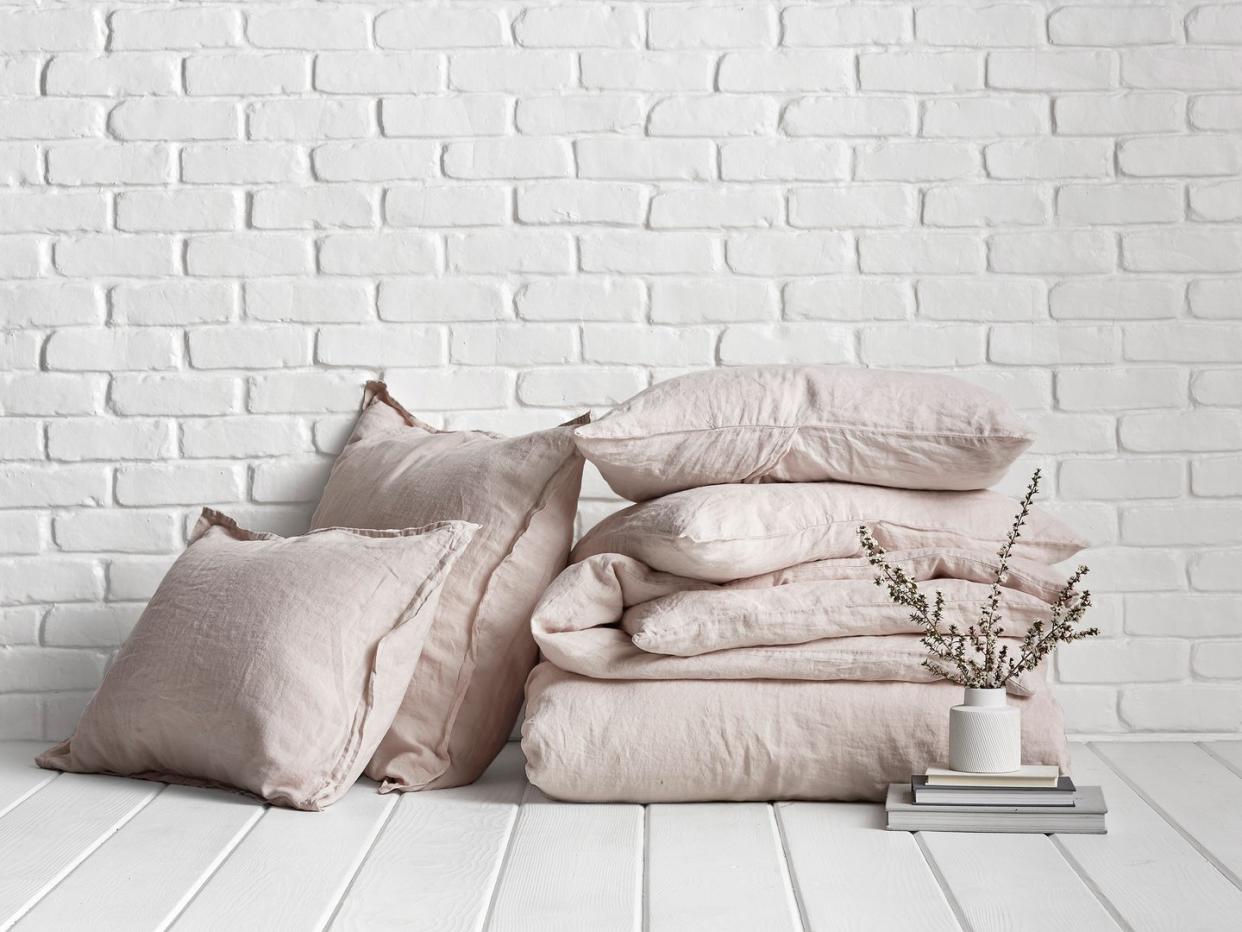Bedding on sale at Parachute Home. (Photo: Parachute Home)