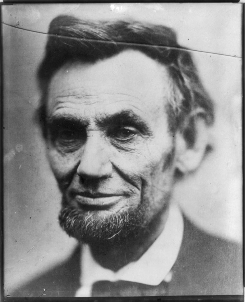Abraham Lincoln, head-and-shoulders portrait, traditionally called "last photograph of Lincoln from life," Feb. 5, 1865.<span class="copyright">Alexander Gardner—Library of Congress</span>