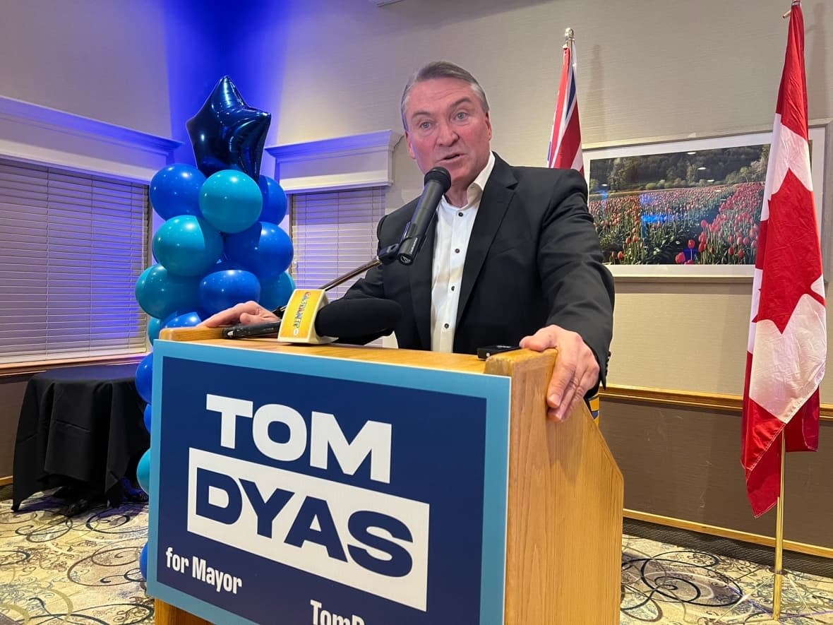 Tom Dyas speaks in Kelowna after being elected mayor on Saturday Oct. 15, 2022. (Brady Strachan/CBC News - image credit)