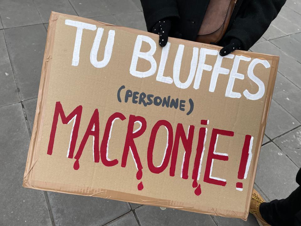 <p>"Tu bluffes (personne) Macronie" (Photo Matthieu Brandely / Yahoo)</p> 